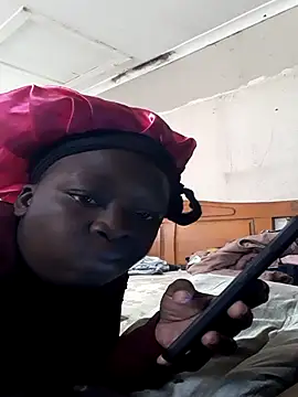 Snapshot of Mc-Boo chatting on July 27, 2026, 12:01 pm Mc-Boo online show from July 27, 2026, 12:01 pm