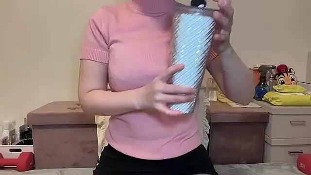 Soratan1218 online show from December 1, 2025, 1:01 pm