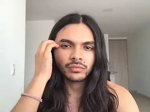 Lukathin online show from December 5, 2025, 5:22 pm