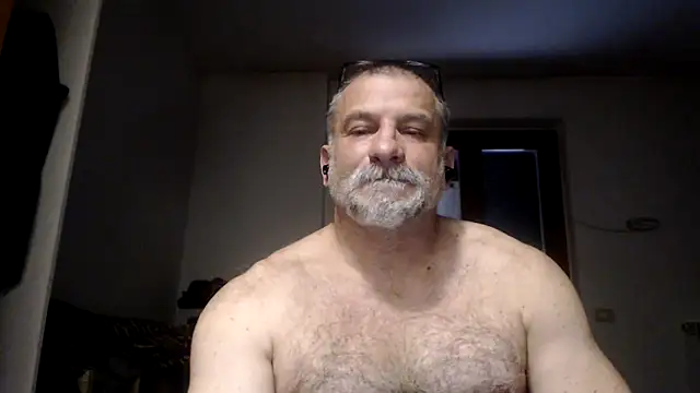 Mauro7788 online show from April 15, 2026, 3:38 pm