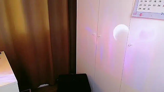 EriRose online show from February 5, 2026, 8:59 pm