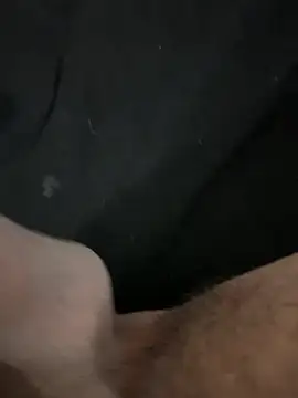 Snapshot of yassarenardu13 chatting on December 2, 2025, 12:40 pm yassarenardu13 online show from December 2, 2025, 12:40 pm