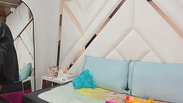 Valeria gil  online show from March 21, 2026, 2:57 am