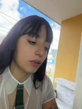 Snapshot of Mia_fiire chatting on May 6, 2026, 7:51 pm Mia fiire online show from May 6, 2026, 7:51 pm