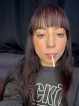 Snapshot of Mia_fiire chatting on June 10, 2026, 3:19 am Mia fiire online show from June 10, 2026, 3:19 am