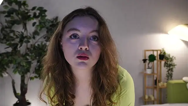 Snapshot of MarilynDibartolo chatting on December 2, 2025, 7:48 pm MarilynDibartolo online show from December 2, 2025, 7:48 pm