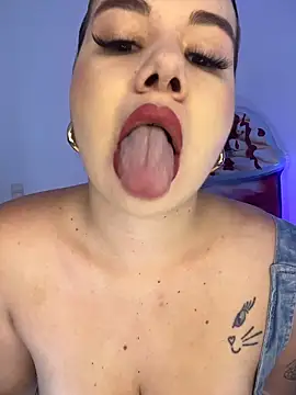 Snapshot of angely_ross1 chatting on December 2, 2025, 7:26 pm angely ross1 online show from December 2, 2025, 7:26 pm