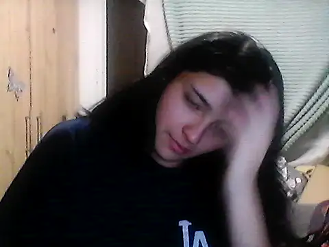 Snapshot of ObsidianOrchid chatting on December 17, 2025, 11:32 pm ObsidianOrchid online show from December 17, 2025, 11:32 pm