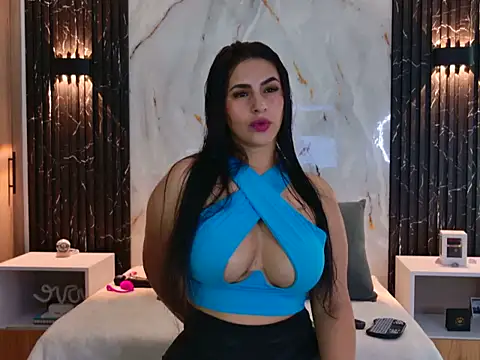 Snapshot of ChloeHolmes chatting on December 4, 2025, 10:58 am ChloeHolmes online show from December 4, 2025, 10:58 am