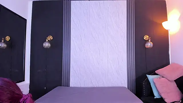 Snapshot of scarlett_jhon chatting on December 5, 2025, 3:10 pm scarlett jhon online show from December 5, 2025, 3:10 pm