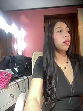 Snapshot of MiaScott_Pink chatting on December 13, 2025, 8:04 pm MiaScott Pink online show from December 13, 2025, 8:04 pm