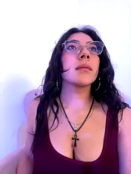 Dafne se online show from December 22, 2025, 1:50 am