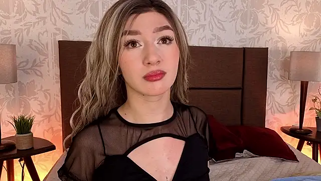 Paolagh  online show from February 28, 2026, 3:39 am