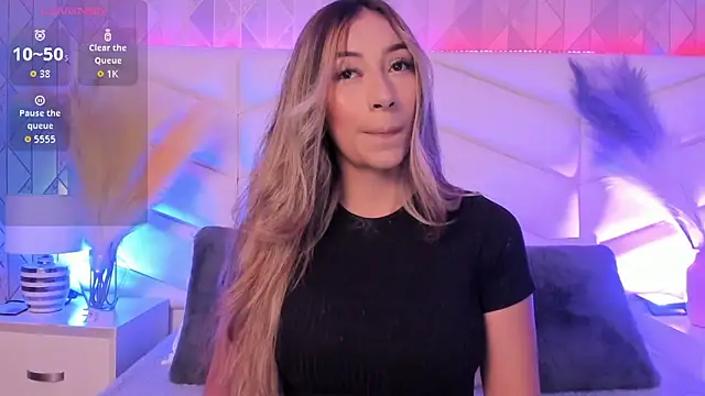 Snapshot of Lizzi_Hotman_ chatting on June 16, 2026, 8:20 pm Lizzi Hotman online show from June 16, 2026, 8:20 pm