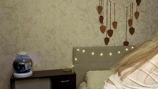 Snapshot of NaomiSwetheart chatting on December 2, 2025, 1:50 am NaomiSwetheart online show from December 2, 2025, 1:50 am