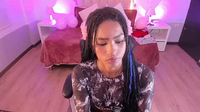 Samantha spike2 online show from February 16, 2026, 8:07 pm