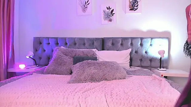 Samantha spike2 online show from January 12, 2026, 11:50 am