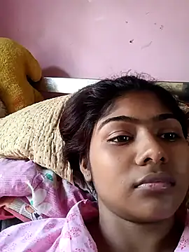 Snapshot of Cute_diya023 chatting on February 28, 2026, 5:18 am Cute diya023 online show from February 28, 2026, 5:18 am