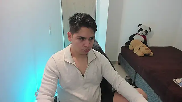 Snapshot of Asta_YunoXXX chatting on May 1, 2026, 3:33 am Asta YunoXXX online show from May 1, 2026, 3:33 am
