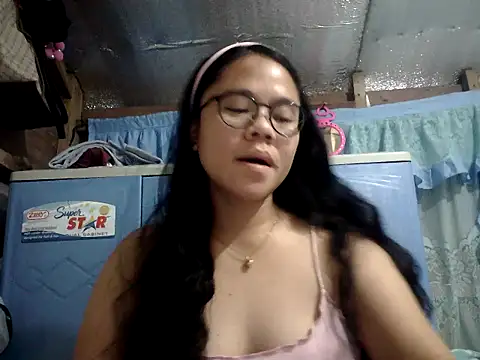 Snapshot of xxdreamgirl69 chatting on July 10, 2026, 11:05 pm xxdreamgirl69 online show from July 10, 2026, 11:05 pm