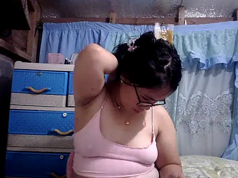 Snapshot of xxdreamgirl69 chatting on June 15, 2026, 11:59 pm xxdreamgirl69 online show from June 15, 2026, 11:59 pm
