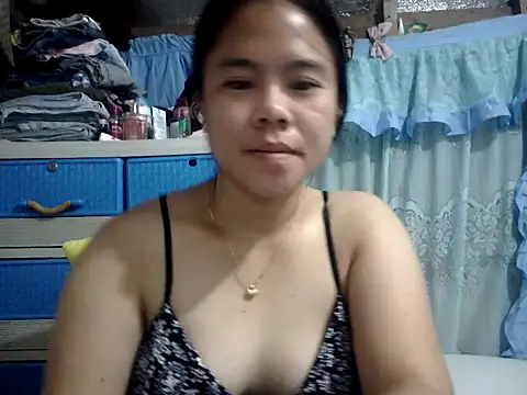 Snapshot of xxdreamgirl69 chatting on June 5, 2026, 10:04 pm xxdreamgirl69 online show from June 5, 2026, 10:04 pm