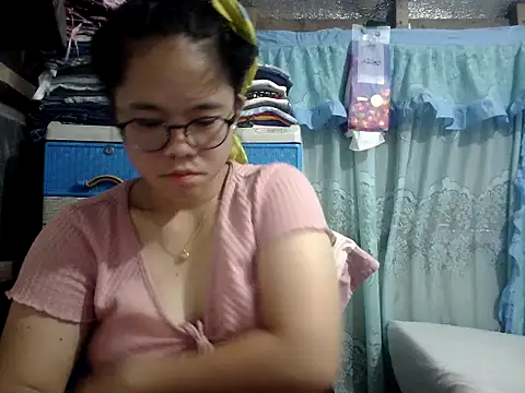 Snapshot of xxdreamgirl69 chatting on May 15, 2026, 10:19 pm xxdreamgirl69 online show from May 15, 2026, 10:19 pm