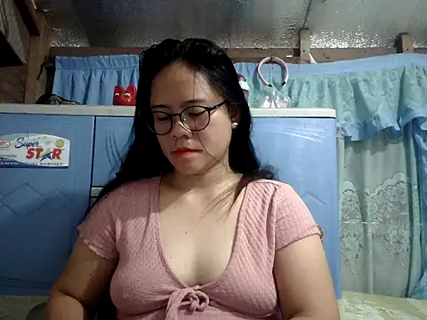 Snapshot of xxdreamgirl69 chatting on July 18, 2026, 3:04 am xxdreamgirl69 online show from July 18, 2026, 3:04 am