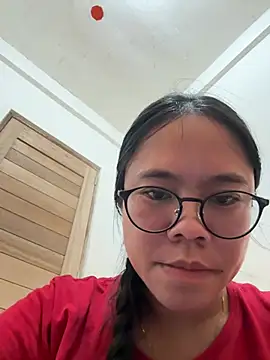xxdreamgirl69 online show from May 3, 2026, 9:14 am