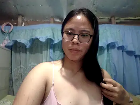 Snapshot of xxdreamgirl69 chatting on August 5, 2026, 10:26 pm xxdreamgirl69 online show from August 5, 2026, 10:26 pm