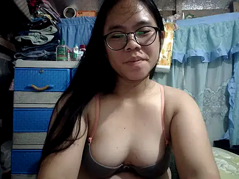 Snapshot of xxdreamgirl69 chatting on June 9, 2026, 2:01 am xxdreamgirl69 online show from June 9, 2026, 2:01 am