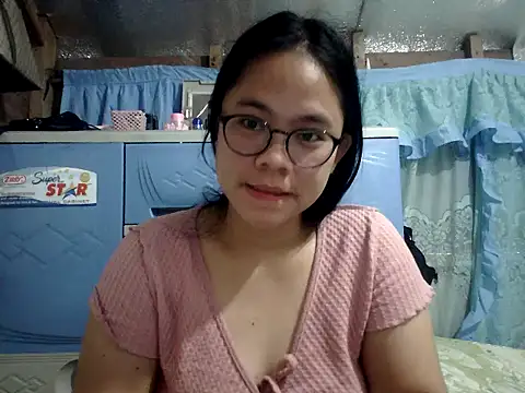 Snapshot of xxdreamgirl69 chatting on June 19, 2026, 11:09 pm xxdreamgirl69 online show from June 19, 2026, 11:09 pm