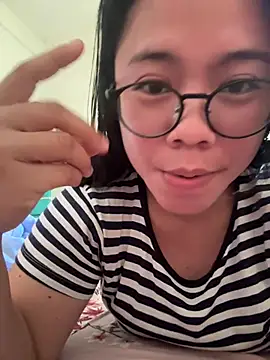 Snapshot of xxdreamgirl69 chatting on July 26, 2026, 11:22 pm xxdreamgirl69 online show from July 26, 2026, 11:22 pm
