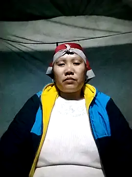 LeoPet2x online show from December 21, 2025, 11:23 am