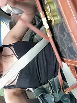 Snapshot of youyou-baby999 chatting on March 27, 2026, 4:10 am youyou-baby999 online show from March 27, 2026, 4:10 am