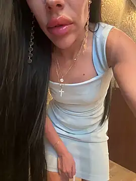 Snapshot of Sweet_little_gir chatting on June 16, 2026, 4:29 pm Sweet little gir online show from June 16, 2026, 4:29 pm