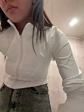 Snapshot of cordeliawow chatting on March 17, 2026, 4:59 am cordeliawow online show from March 17, 2026, 4:59 am