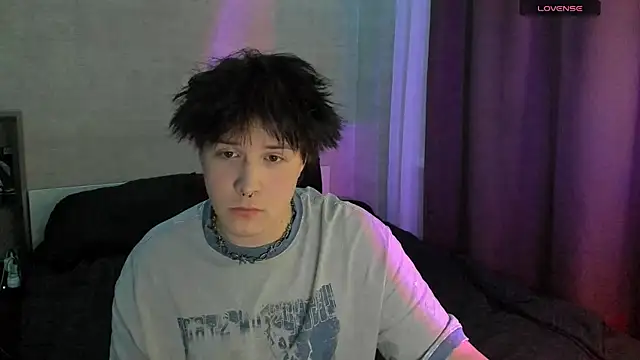 Snapshot of miya_meow_miku chatting on December 14, 2025, 6:35 pm miya meow miku online show from December 14, 2025, 6:35 pm