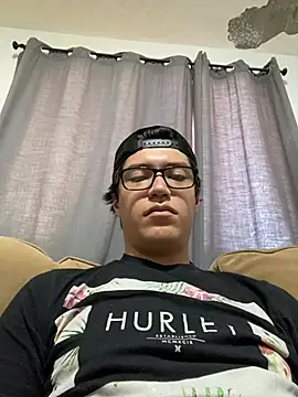 Snapshot of Victor01511 chatting on February 28, 2026, 6:07 pm Victor01511 online show from February 28, 2026, 6:07 pm