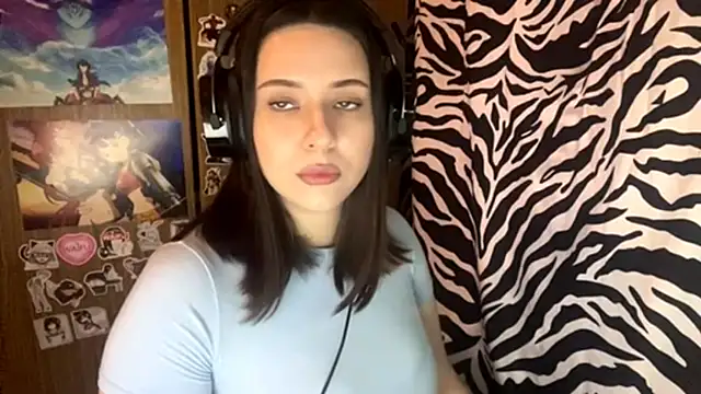 Snapshot of AngeliqueSulima chatting on December 5, 2025, 9:30 am AngeliqueSulima online show from December 5, 2025, 9:30 am