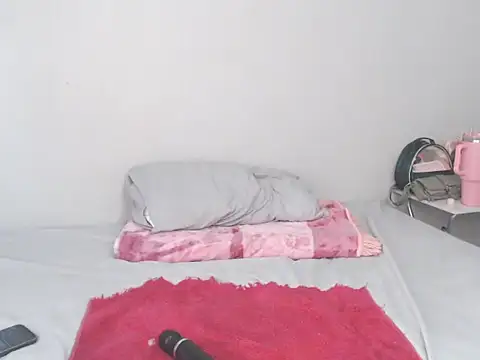 Roxyluva-x online show from November 29, 2025, 1:33 pm