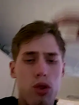 FreeRich online show from December 19, 2025, 4:31 pm