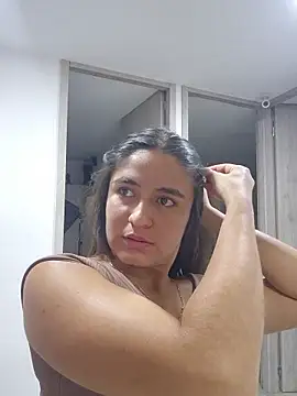 Snapshot of Lu_Alzafirah chatting on December 14, 2025, 1:28 pm Lu Alzafirah online show from December 14, 2025, 1:28 pm