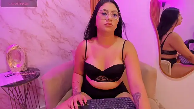 karen sweet93 online show from December 4, 2025, 11:31 am