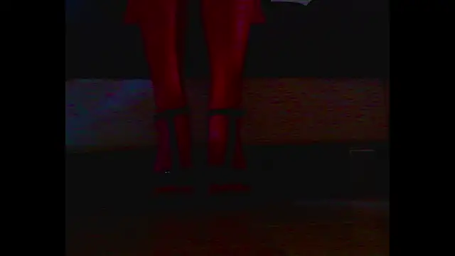 Snapshot of LadyTalona chatting on December 4, 2025, 10:03 am LadyTalona online show from December 4, 2025, 10:03 am