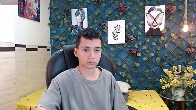 Snapshot of LucassSmith11 chatting on June 18, 2026, 8:47 pm LucassSmith11 online show from June 18, 2026, 8:47 pm