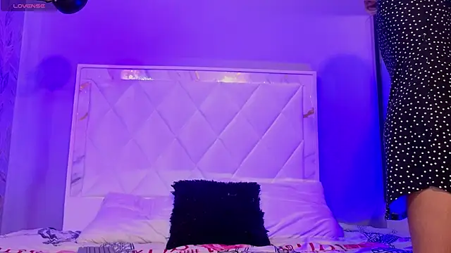 Sky Rivers online show from January 17, 2026, 3:32 am