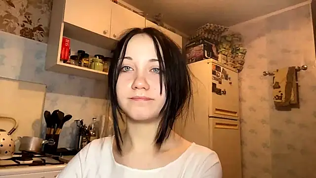 ZeeHope online show from December 21, 2025, 3:03 pm