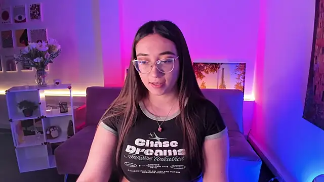 SwettieSammy online show from May 11, 2026, 12:39 pm