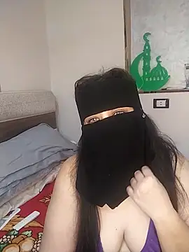 Snapshot of lolotheone chatting on April 6, 2026, 12:50 am lolotheone online show from April 6, 2026, 12:50 am